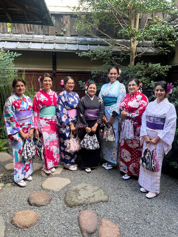 kimono, courtyard - dressed for the tea ceremony